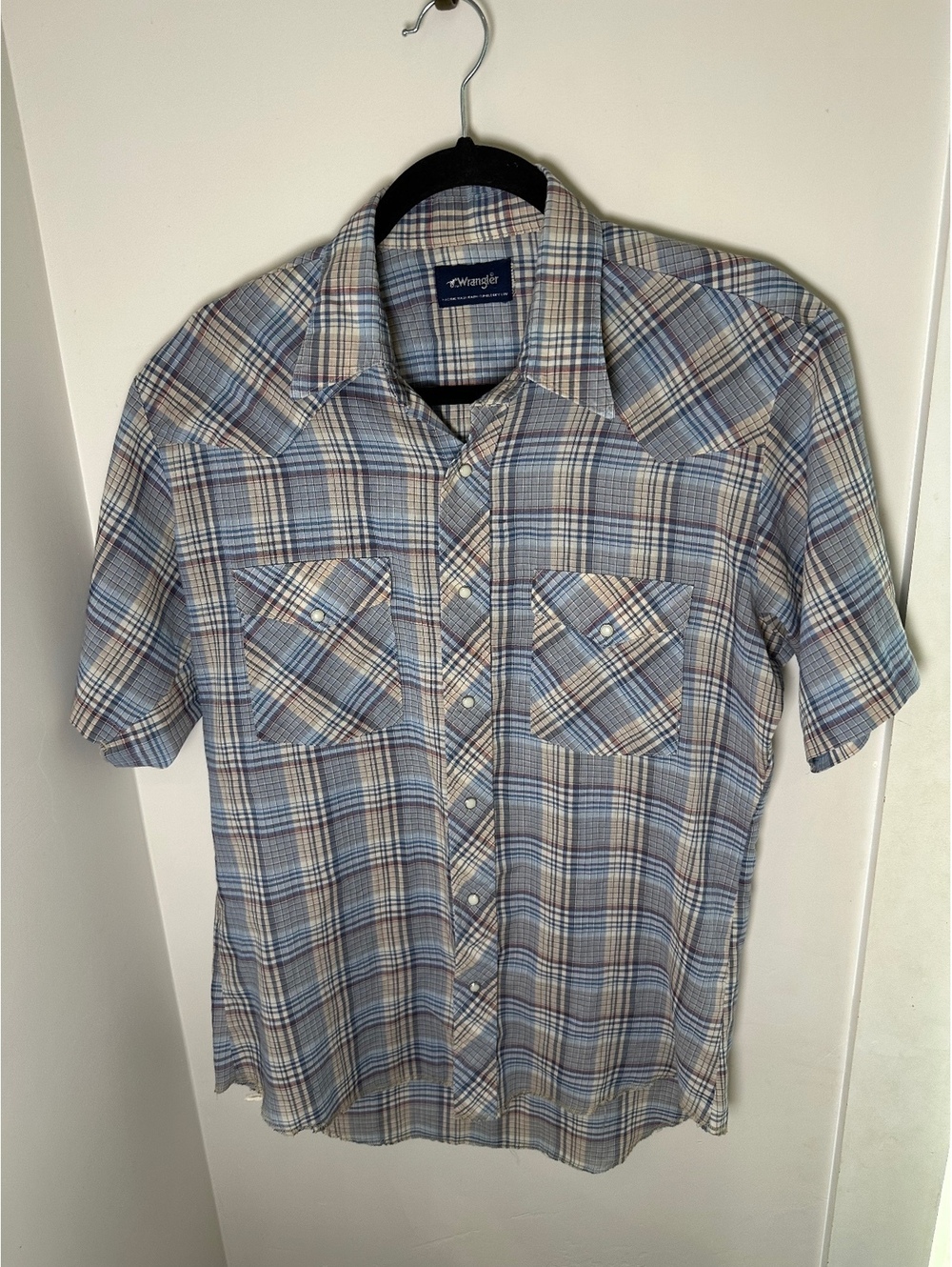 Vintage Wrangler Western Pearl Snap Shirt Mens size M- Blue Plaid Short Sleeve